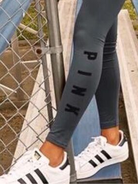 Vs Pink Fleece gray leggings